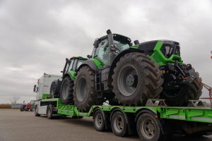 Transport Tracteur agricole Deutz Farh