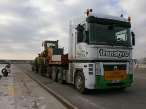 transports de matériels TP, transports matériels travaux publics, transport engins TP, transporteuse pelleteuse, transport chargeuse à pneus