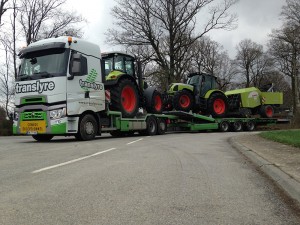 Translyre, transport de matériel agricole, transport engins agricole, convoi exceptionnel, transport mobil home, transport de moissonneuses batteuses, transports ensileuses