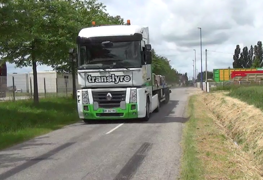 translyre,transport de matériel agricole, test de freinage d'urgence